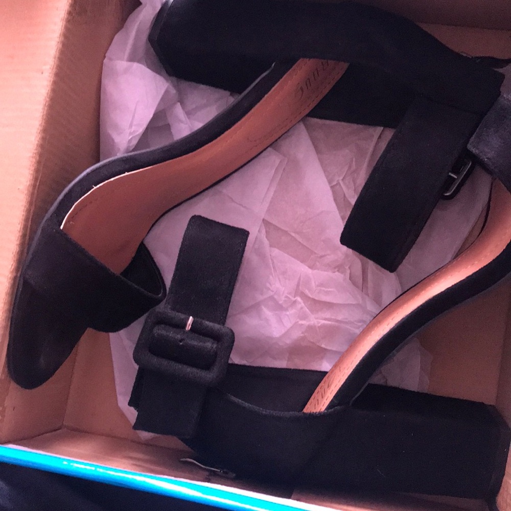 Heels .